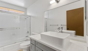 46-78 Emepela Pl B205, Kaneohe, HI 96744