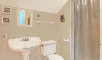 100 14th St, Apalachicola, FL 32320