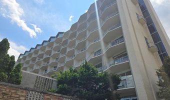 1200 NASH St N 1200, Arlington, VA 22209