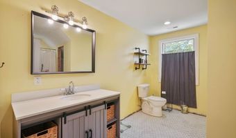 4119 Minnie Hall Rd, Autryville, NC 28318