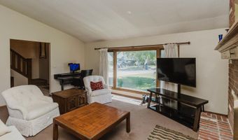924 W Cedarwood Ct, Andover, KS 67002