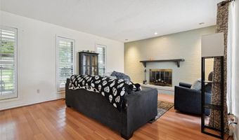 8008 NW 27th St, Bethany, OK 73008