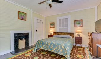 116 Edgefield Ave NW, Aiken, SC 29801