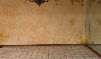 15370 Tacony Rd, Apple Valley, CA 92307