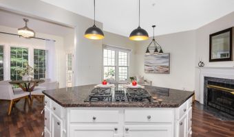 534 WINDING ROSE Dr, Rockville, MD 20850