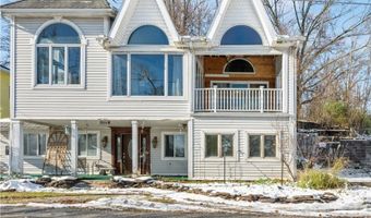 584 Apple Dr, Akron, OH 44319