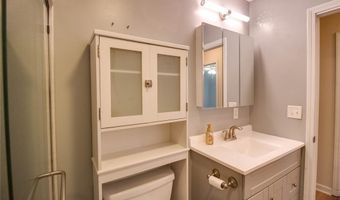 3101 Mission Rd, Alton, IL 62002