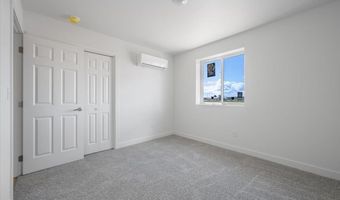 10885 Eagle Ct, Belle Fourche, SD 57717