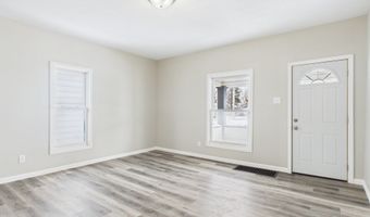 1318 E 28th St, Anderson, IN 46016