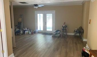 900 Sea Cove St, Pascagoula, MS 39581