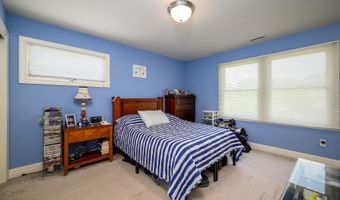 305 Barbara Dr, Point Pleasant, NJ 08742