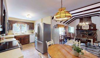 10 Baxter St, Danbury, CT 06811