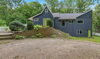 1372 Cramton Ave NE, Ada, MI 49301