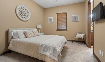 579 Chateau Bnd, Ardmore, OK 73401