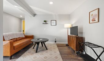 78 Ledgelawn Ave, Bar Harbor, ME 04609