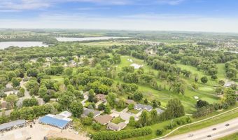 424 Emerald Dr, Arnolds Park, IA 51331