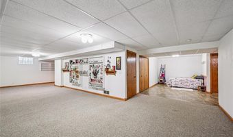 405 D Ave, Atkins, IA 52206