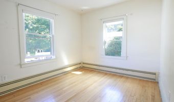 671 Essex St, Bangor, ME 04401