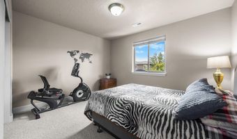 2951 NE Dogwood Dr, Bend, OR 97701