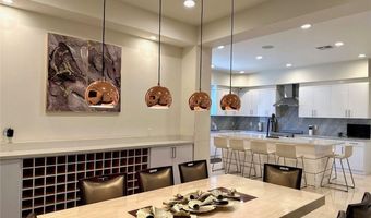 646 S Courson Dr, Anaheim, CA 92804