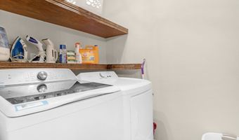 958 Kitner Ave, Avon, IN 46123