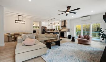 365 Walden Parke Way, Bangor, ME 04401