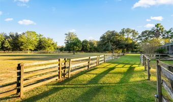 12119 NW 122ND Ter, Alachua, FL 32615