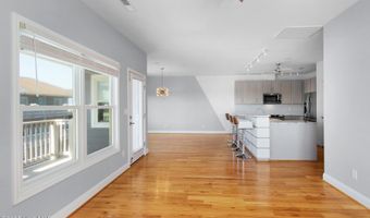 108 Pelican Dr Unit G, Crystal View Condos, Atlantic Beach, NC 28512