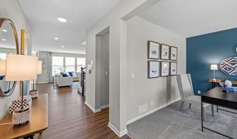 393 W Point Cir, Algonquin, IL 60102