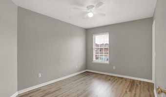 2609 Senators Way, Indianapolis, IN 46217