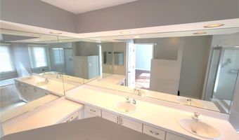 325 Inwood Trl, Aurora, OH 44202