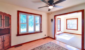 104 Grove Ave, Alma, MI 48801