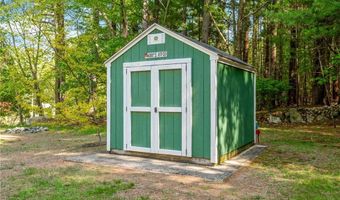745 Eagle Peak Rd, Burrillville, RI 02859
