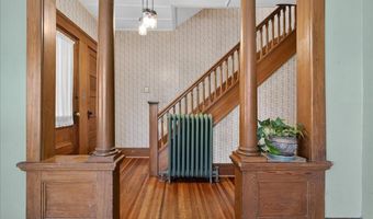 3 Sand St, Albany, NY 12209
