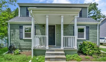 6024 RIXEY Dr, Alexandria, VA 22303