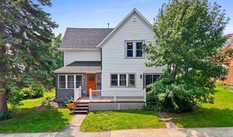 105 W 6TH St, Kaukauna, WI 54130
