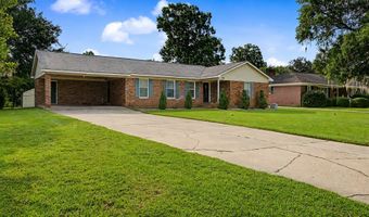 416 Forest Glen Dr, Albany, GA 31707