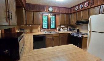 123 Forest Ct, Advance, NC 27006