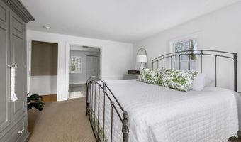 79 Sturgis Ln, Barnstable, MA 02630
