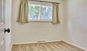 418 S SCHAEFER St, Appleton, WI 54915