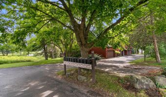 4465 Crescent Rd, Fitchburg, WI 53711