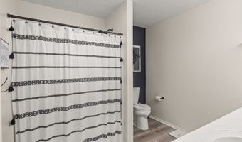 3118 SW Prairie View Rd, Ankeny, IA 50023