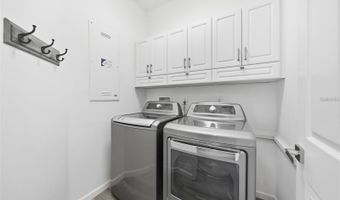 5610 GOLDEN ISLES Dr, Apollo Beach, FL 33572