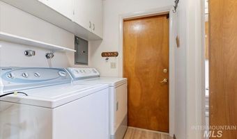 611 E Dewey Ln, Caldwell, ID 83607