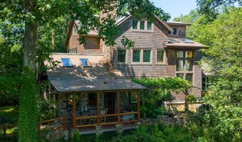 29 Old Forty Acre Mountain Rd, Danbury, CT 06811