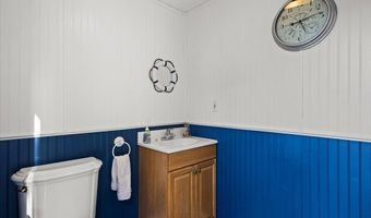 20 Stanley Ave, Berkley, MA 02779