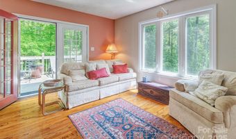 14 Shelton Branch Rd, Barnardsville, NC 28709