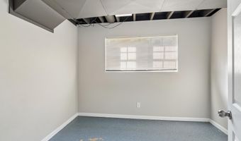 5800 LONGVIEW Dr, Adamsville, AL 35005