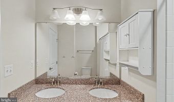 40977 NUT HATCH Ct, Aldie, VA 20105