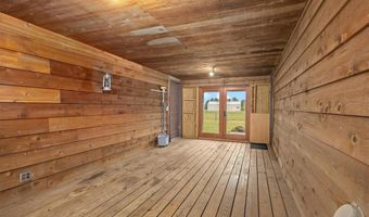 11938 Davis Rd, Alhambra, IL 62001